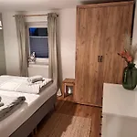 Appartement Sky & Homes Strandhuette I Direkt Am Leuchtturm Und In Spo